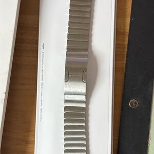 Apple Silver Link Bracelet